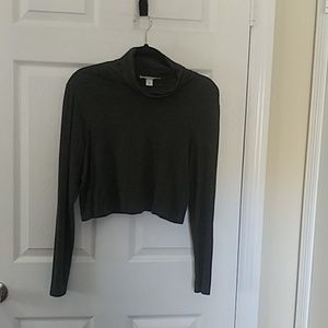 Nicki Minaj gray crop top turtleneck